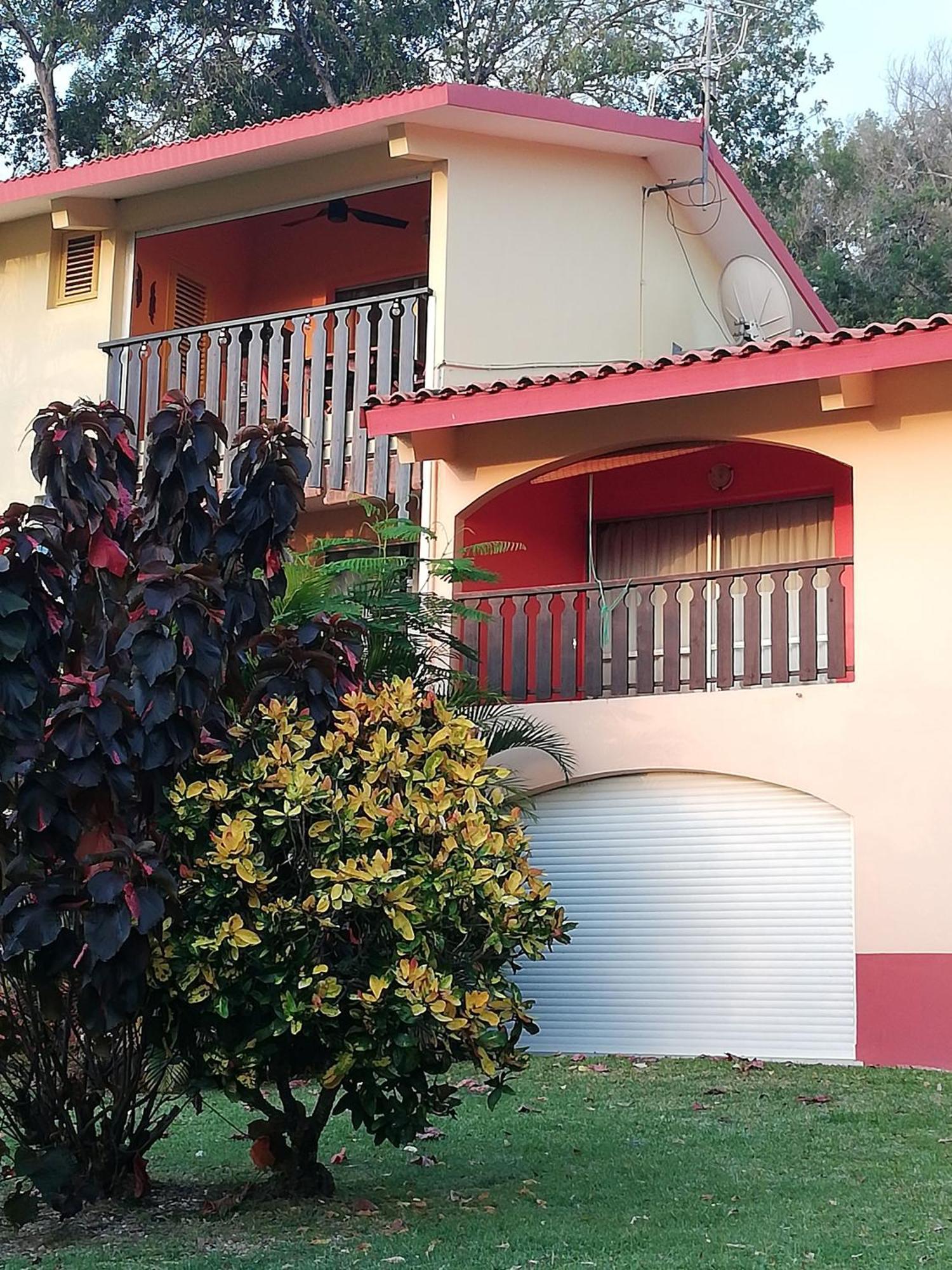 Bigouz Residence La Plage De L'Anse Caritan Sainte-Anne Exterior foto